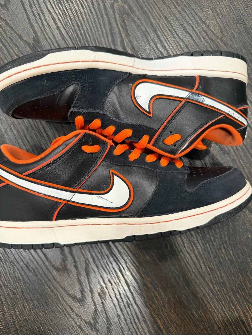 Size 9.5 - Nike SB Dunk Low Pro Harley Davidson Black Orange Blaze White 2010